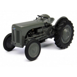 TRACTEUR FERGUSON TEA20 UH4189 UNIVERSAL HOBBIES 1/32