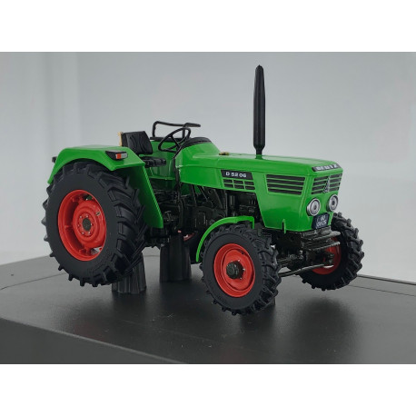 DEUTZ D52 06 4x4  W2049 WEISE TOYS 1/32