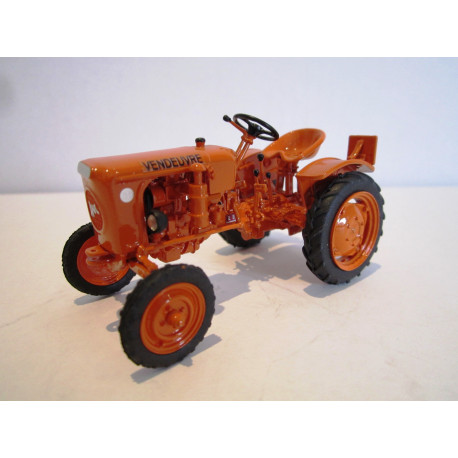 TRACTOYS 1/32 VENDEUVRE BOB 500 SA013