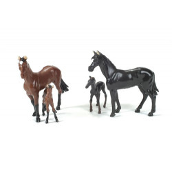 2 JUMENTS + 2 POULAINS 40958 BRITAINS 1/32